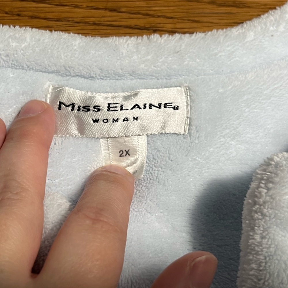 Miss Elaine Light Baby Blue Zip Front Long Robe Pockets Embroidered Size 2Xl - Picture 9 of 10